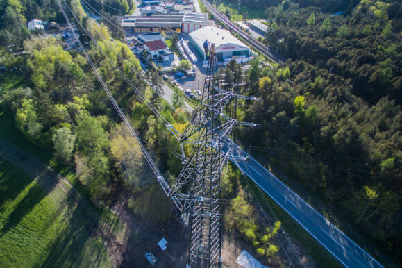 Montagearbeiten 220 kV Leitung UW Prutz - UW Westtirol Montagearbeiten 220 kV Leitung UW Prutz - UW Westtirol
