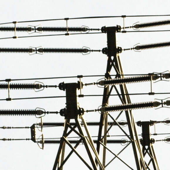 Montagearbeiten 220 kV Leitung UW Prutz - UW Westtirol Montagearbeiten 220 kV Leitung UW Prutz - UW Westtirol